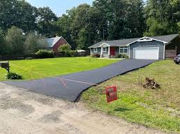 Best Recycled Asphalt Driveway Installation  in Frazeysburg, OH